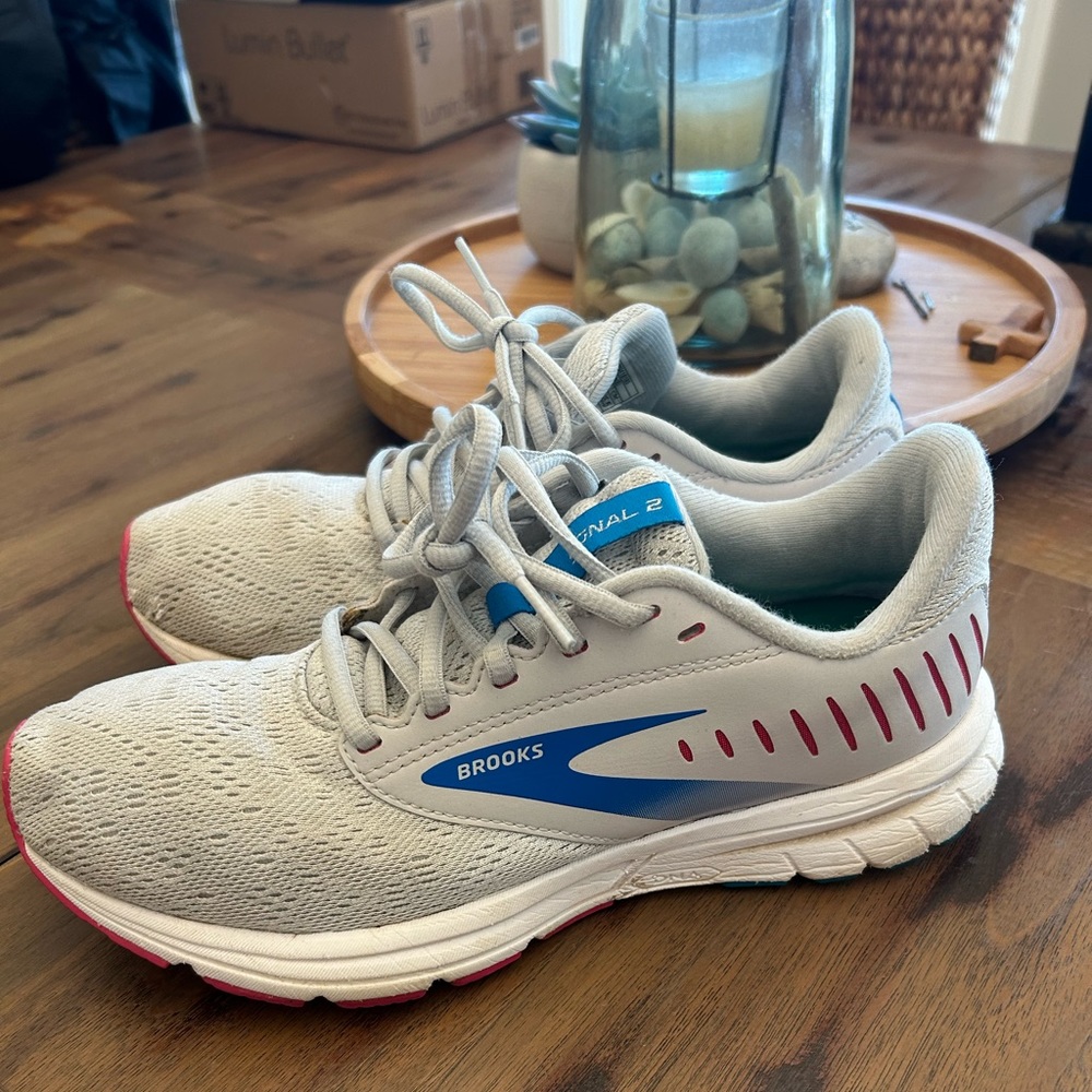 Women’s Brooks